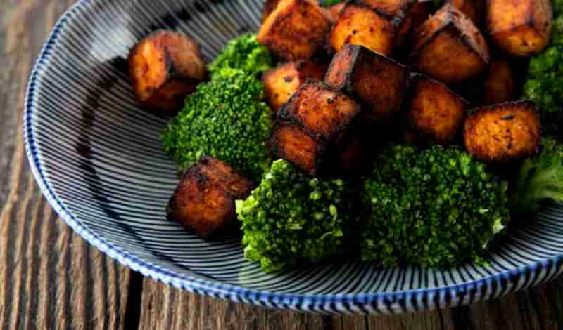 Air Fryer Tofu With Honey Garlic Sauce