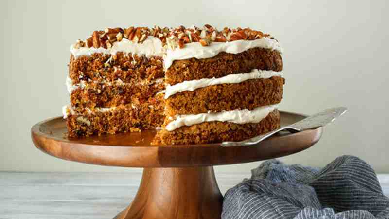 Julie Chrisley's Carrot Cake Recipe