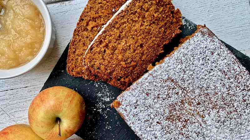 Old Virginia Applesauce Cake Recipe