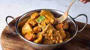 Slow Cooker Goat Curry Recipe