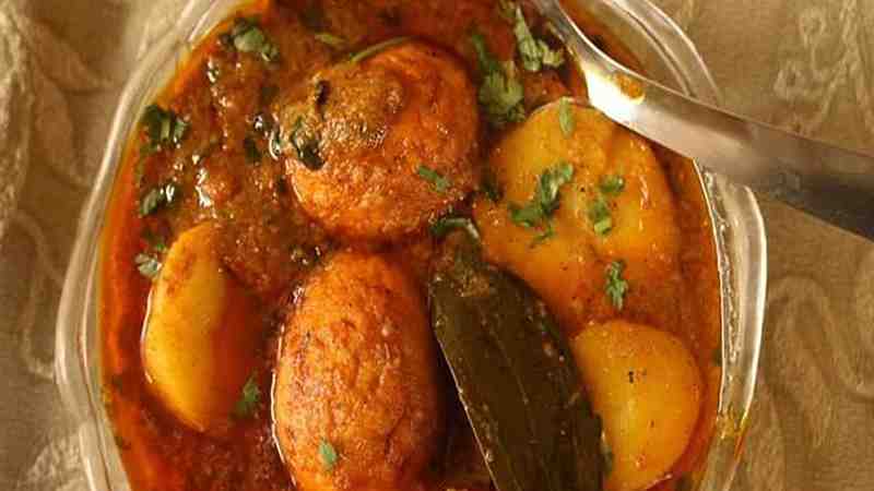 Potato Egg Curry Recipe