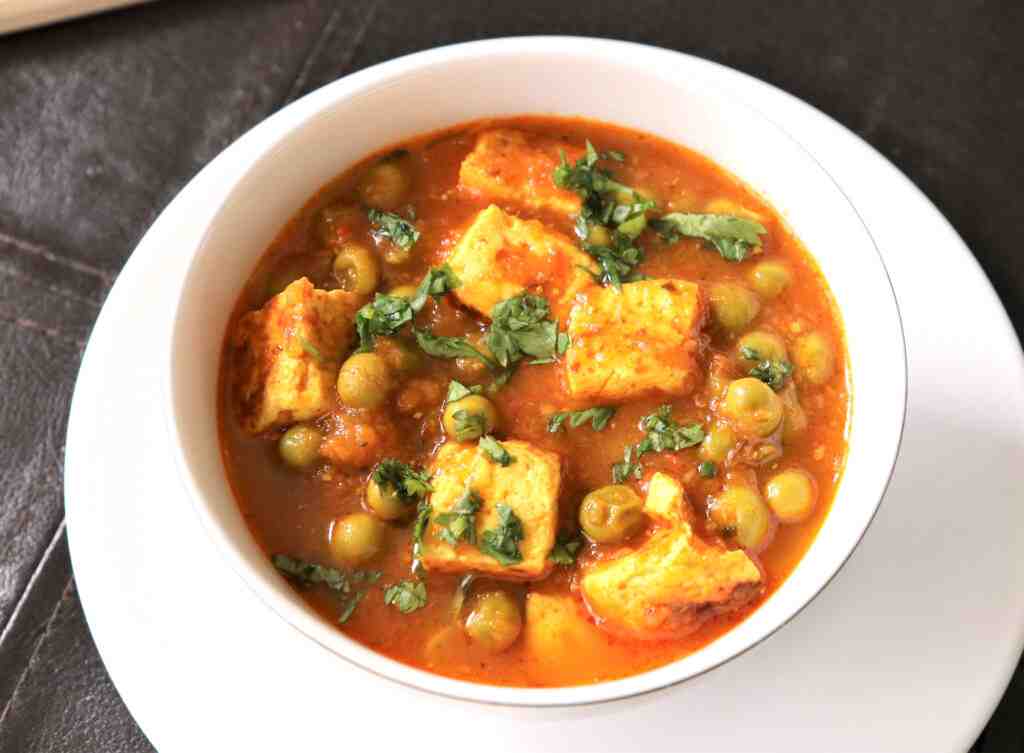 Pea And Paneer Curry Recipe