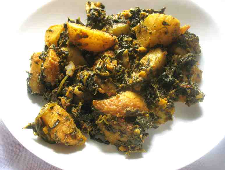 Potato And Spinach Curry Recipe