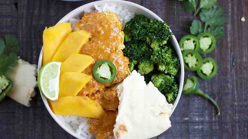 Yai's Thai Coconut Curry Recipe